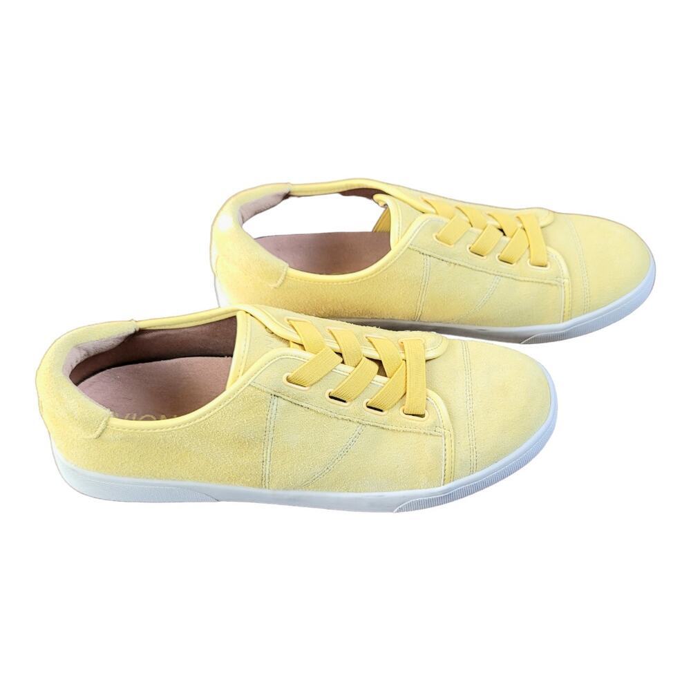 Vionic Yellow Flats - Picture 3 of 9